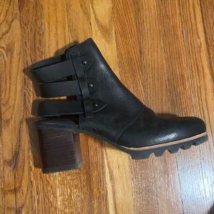 Sorel Black Boots